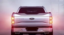 Ford Atlas Concept - tył - reflektory włączone