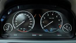 BMW serii 7 ActiveHybrid Facelifting - prędkościomierz