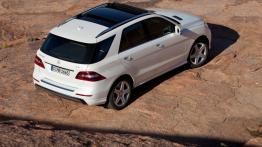 Mercedes klasa M 2012 - widok z góry