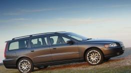 Volvo V70 - prawy bok