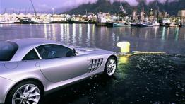 Mercedes Klasa SLR - prawy bok