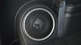 Mitsubishi Outlander 2.2 DI-D - zyskuje przy bliższym poznaniu