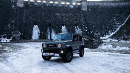 Suzuki Jimny 1.5 102 KM - galeria redakcyjna - widok z przodu