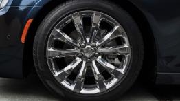Chrysler 300C Platinum 2015 - koło