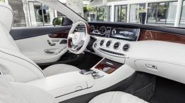Mercedes-Benz Klasa S Cabrio (2016) - widok ogólny wnętrza z przodu