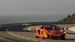 McLaren 650S Spider (2014) - widok z przodu