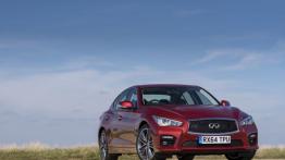 Infiniti Q50 2.0 Turbo (2014) - widok z przodu