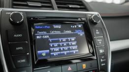 Toyota Camry Facelifting XSE (2015) - ekran systemu multimedialnego