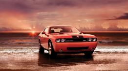 Dodge Challenger SRT8 - widok z przodu