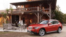 BMW X1 Facelifting - lewy bok