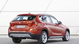 BMW X1 Facelifting - prezentacja w Monachium - widok z tyłu