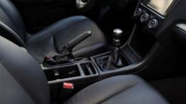 Subaru XV - widok ogólny wnętrza z przodu