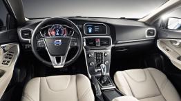 Volvo V40 II - pełny panel przedni