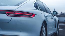 Porsche Panamera GTS - 911 dla rodziny