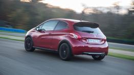 Peugeot 208 GTi 30th Anniversary Edition (2015) - widok z tyłu
