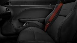 Dodge Challenger SRT Hellcat (2015) - fotel pasażera, widok z przodu