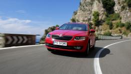 Skoda Octavia III Kombi 4x4 TDI (2013) - widok z przodu