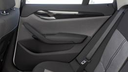 BMW X1 - drzwi tylne prawe od wewnątrz