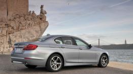 BMW serii 5 ActiveHybrid - prawy bok