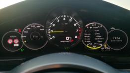 Porsche Panamera E-Hybrid Sport Turismo - galeria redakcyjna - zestaw wskaźników