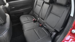 Mitsubishi Outlander III Facelifting (2016) - wersja amerykańska - tylna kanapa