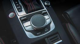 Audi RS3 - galeria redakcyjna - pokrętło do sterowania trybami jazdy