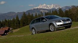 Skoda Octavia III Kombi 4x4 TSI (2013) - prawy bok