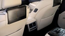 Hyundai Equus II Facelifting (2014) - fotel kierowcy, widok z tyłu