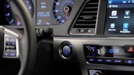 Hyundai Sonata YF Facelifting Sport 2.0T (2015) - nawiew