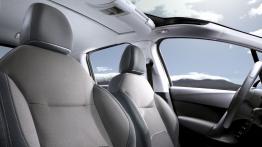 Citroen C3 II Facelifting (2013) - widok ogólny wnętrza z przodu