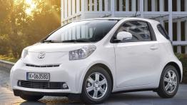 Toyota iQ - widok z przodu