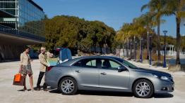 Chevrolet Malibu 2013 - prawy bok