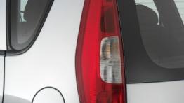 Mitsubishi Colt - lewy tylny reflektor - wyłączony