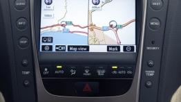 Lexus GS 450h 2006 - konsola środkowa