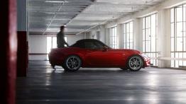 Mazda MX-5 IV (2015) - prawy bok