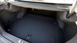 Hyundai Equus II Facelifting (2014) - bagażnik