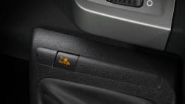 Fiat Ducato III Facelifting Tipper (2014) - przycisk na konsoli środkowej