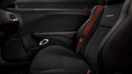 Dodge Challenger SRT Hellcat (2015) - fotel pasażera, widok z przodu