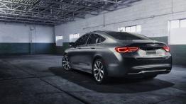 Chrysler 200C (2015) - widok z tyłu