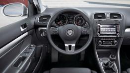 Volkswagen Golf VI Kombi - kokpit