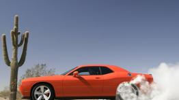 Dodge Challenger SRT8 - lewy bok