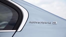 BMW serii 3 ActiveHybrid - emblemat boczny
