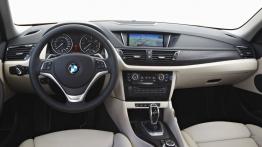 BMW X1 Facelifting - prezentacja w Monachium - pełny panel przedni