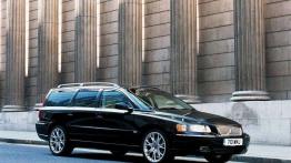 Volvo V70 - prawy bok