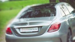 Mercedes C450 AMG Sport - mocny śpioch