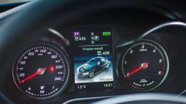 Mercedes-Benz Klasa C 300h - galeria redakcyjna - zestaw wskaźników