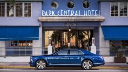 Bentley Mulsanne Speed (2015) - lewy bok