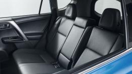 Toyota RAV4 IV Facelifting Hybrid (2016) - tylna kanapa