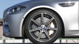 BMW M5 F10 Facelifting (2014) - koło