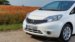 Nissan Note II 1.5 dCi (2013) - przód - reflektory wyłączone